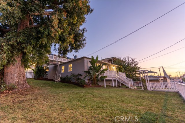 2022 Rockefeller Lane, Redondo Beach, California 90278, 2 Bedrooms Bedrooms, ,1 BathroomBathrooms,Residential,Sold,Rockefeller,SB20182136