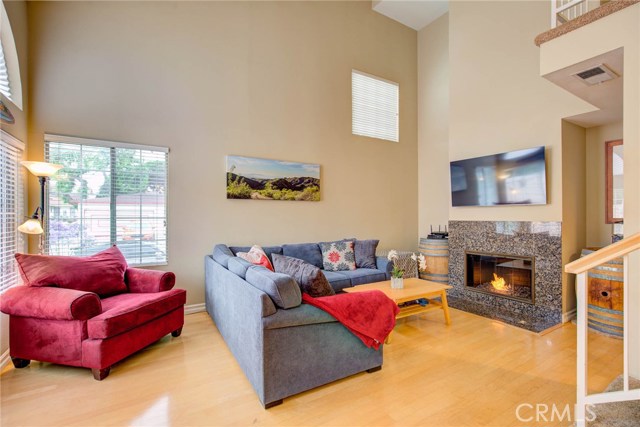 2217 Vanderbilt Lane, Redondo Beach, California 90278, 2 Bedrooms Bedrooms, ,1 BathroomBathrooms,Residential,Sold,Vanderbilt,SB19150868