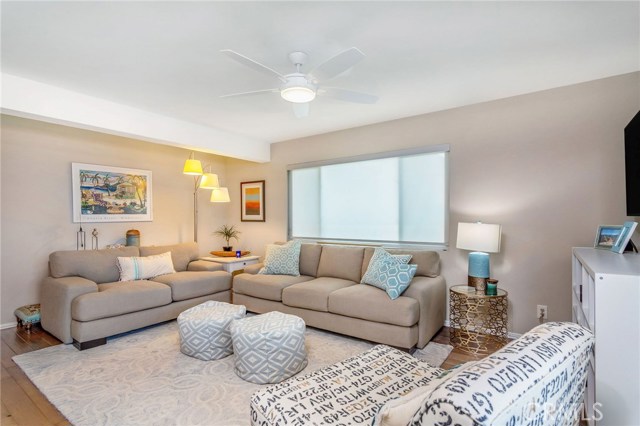 1720 Ardmore Avenue, Hermosa Beach, California 90254, 2 Bedrooms Bedrooms, ,2 BathroomsBathrooms,Residential,Sold,Ardmore,SB19180465