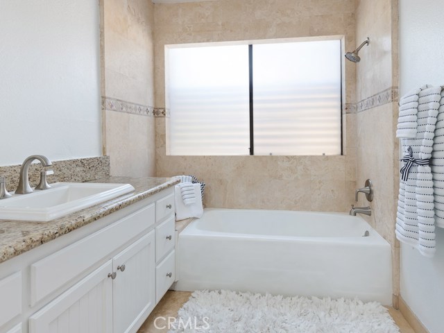 808 Vincent Street, Redondo Beach, California 90277, 3 Bedrooms Bedrooms, ,2 BathroomsBathrooms,Residential,Sold,Vincent,PV20055164