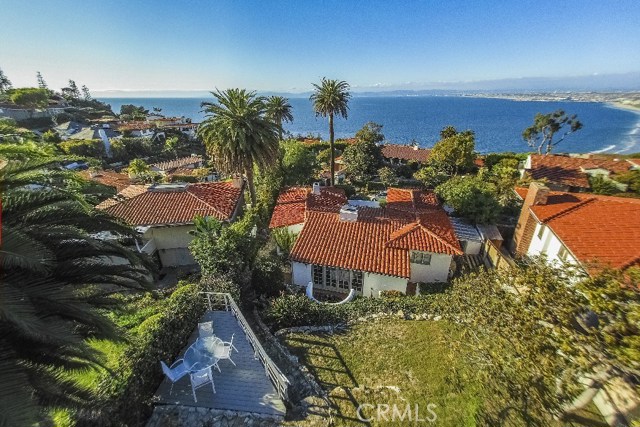 701 Via Somonte, Palos Verdes Estates, California 90274, 2 Bedrooms Bedrooms, ,3 BathroomsBathrooms,Residential,Sold,Via Somonte,PV18051059