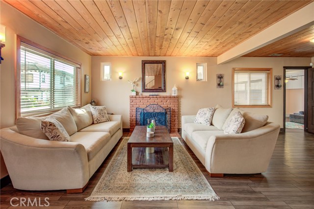 1503 Phelan Lane, Redondo Beach, California 90278, 3 Bedrooms Bedrooms, ,3 BathroomsBathrooms,Residential,Sold,Phelan,PV20167247