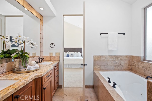 Primary Bathroom en-suite