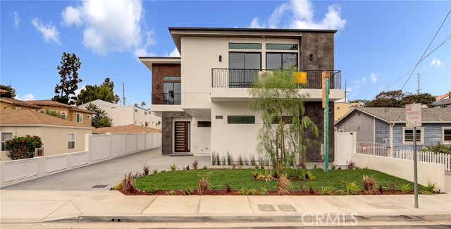 1909 Huntington Lane, Redondo Beach, California 90278, 4 Bedrooms Bedrooms, ,3 BathroomsBathrooms,Residential,Sold,Huntington,PV18234463