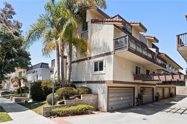 410 Broadway, Redondo Beach, California 90277, 3 Bedrooms Bedrooms, ,2 BathroomsBathrooms,Residential,Sold,Broadway,SB21123673