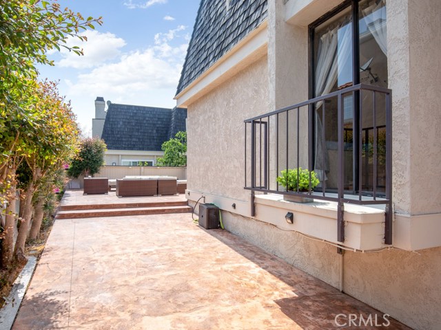2115 Farrell Avenue, Redondo Beach, California 90278, 3 Bedrooms Bedrooms, ,1 BathroomBathrooms,Residential,Sold,Farrell,SB18148131