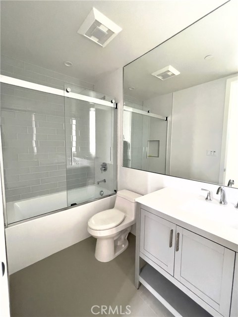 208 Moonstone Street, Manhattan Beach, California 90266, 3 Bedrooms Bedrooms, ,3 BathroomsBathrooms,Residential,Sold,Moonstone,SB20215113