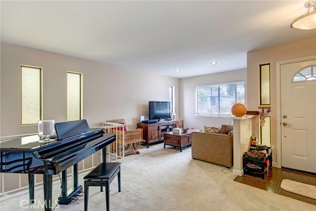 Light and bright living room.