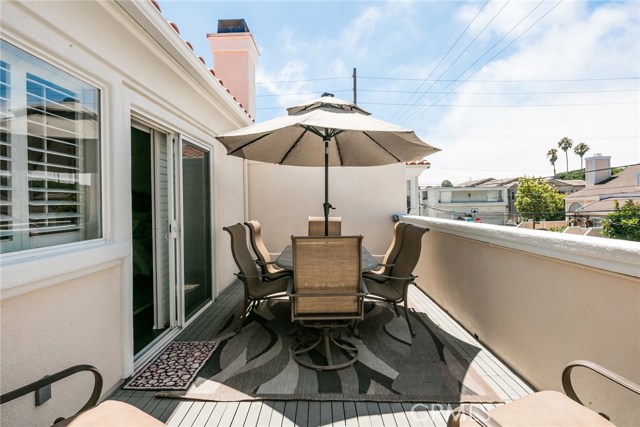 1904 Slauson Lane, Redondo Beach, California 90278, 3 Bedrooms Bedrooms, ,2 BathroomsBathrooms,Residential,Sold,Slauson,SB19197433