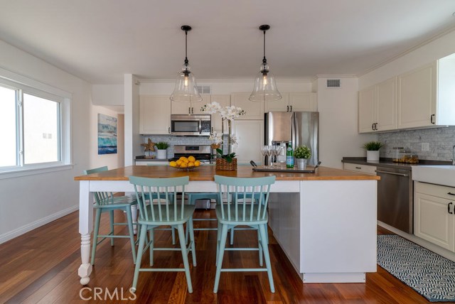 1630 Wollacott Street, Redondo Beach, California 90278, 3 Bedrooms Bedrooms, ,2 BathroomsBathrooms,Residential,Sold,Wollacott,SB19223418