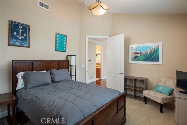 2002 Pullman Lane, Redondo Beach, California 90278, 4 Bedrooms Bedrooms, ,3 BathroomsBathrooms,Residential,Sold,Pullman,SB20110068