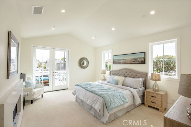 2309 Voorhees Avenue, Redondo Beach, California 90278, 4 Bedrooms Bedrooms, ,3 BathroomsBathrooms,Residential,Sold,Voorhees,SB19080678
