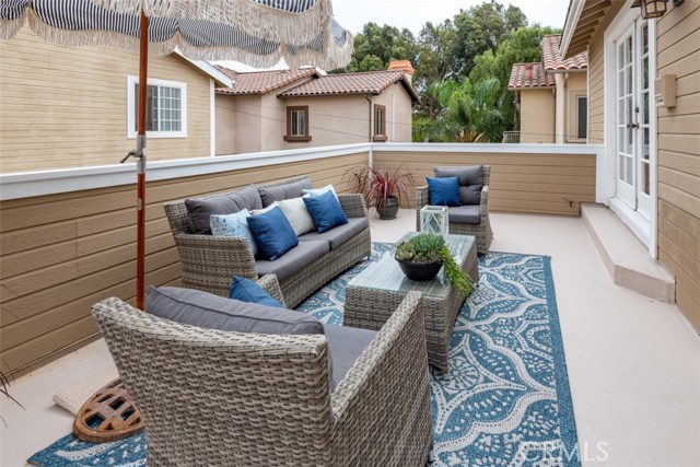 503 Maria Avenue, Redondo Beach, California 90277, 4 Bedrooms Bedrooms, ,2 BathroomsBathrooms,Residential,Sold,Maria,SB20175076