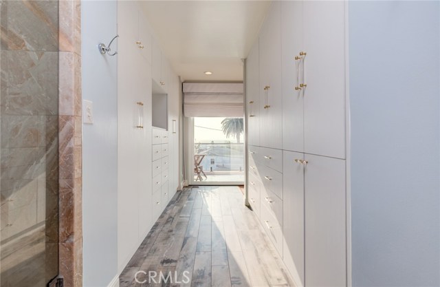 902 6th Street, Hermosa Beach, California 90254, 4 Bedrooms Bedrooms, ,3 BathroomsBathrooms,Residential,Sold,6th,SB20213089