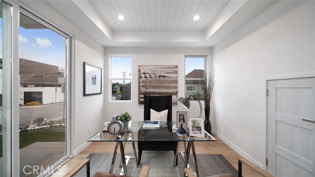 2010 Aviation Way, Redondo Beach, California 90278, 5 Bedrooms Bedrooms, ,5 BathroomsBathrooms,Residential,Sold,Aviation,PV21055057