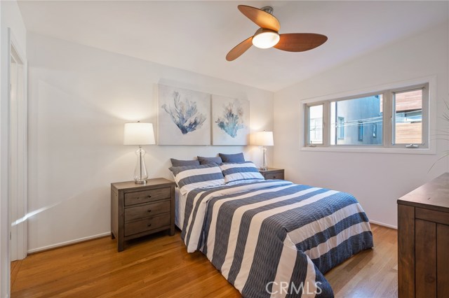 Back unit bedroom.