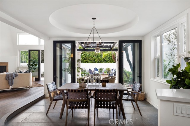 2322 Laurel Bluff Drive, Manhattan Beach, California 90266, 4 Bedrooms Bedrooms, ,3 BathroomsBathrooms,Residential,Sold,Laurel Bluff,SB21167191