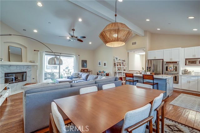 2005 Carnegie Lane, Redondo Beach, California 90278, 4 Bedrooms Bedrooms, ,3 BathroomsBathrooms,Residential,Sold,Carnegie,SB21027206