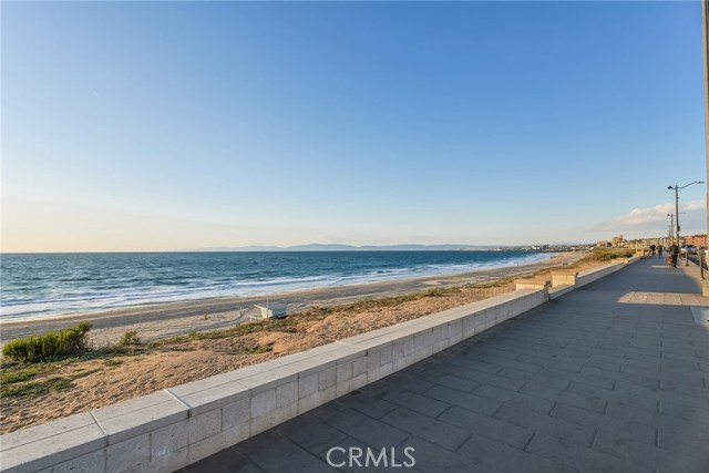 1800 Esplanade, Redondo Beach, California 90277, 3 Bedrooms Bedrooms, ,2 BathroomsBathrooms,Residential,Sold,Esplanade,SB18062659