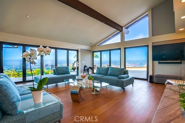 3023 Crownview Drive, Rancho Palos Verdes, California 90275, 4 Bedrooms Bedrooms, ,3 BathroomsBathrooms,Residential,Sold,Crownview,PW18148157