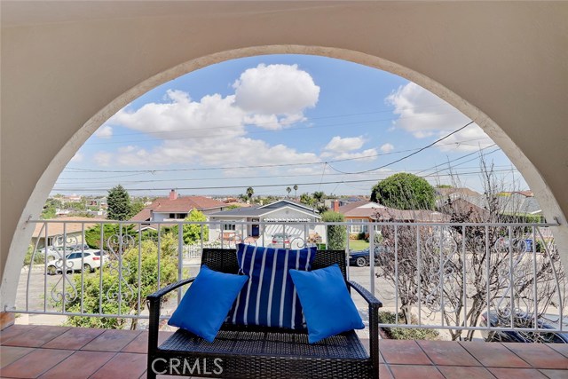 1221 Stanford Avenue, Redondo Beach, California 90278, 3 Bedrooms Bedrooms, ,2 BathroomsBathrooms,Residential,Sold,Stanford,SB19233175