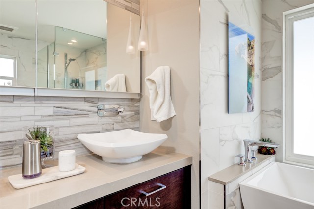 1924 Ruhland Avenue, Redondo Beach, California 90278, 3 Bedrooms Bedrooms, ,2 BathroomsBathrooms,Residential,Sold,Ruhland,SB21069675