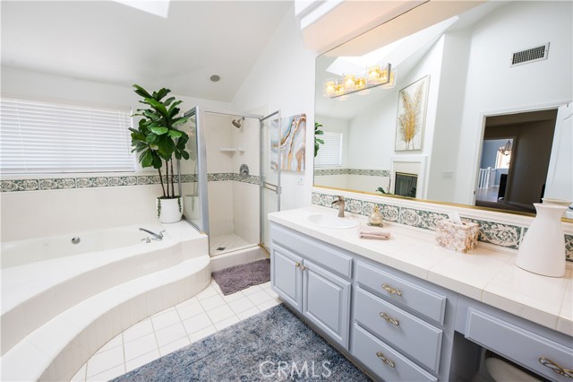 1705 Marshallfield Lane, Redondo Beach, California 90278, 4 Bedrooms Bedrooms, ,2 BathroomsBathrooms,Residential,Sold,Marshallfield,SB21036062