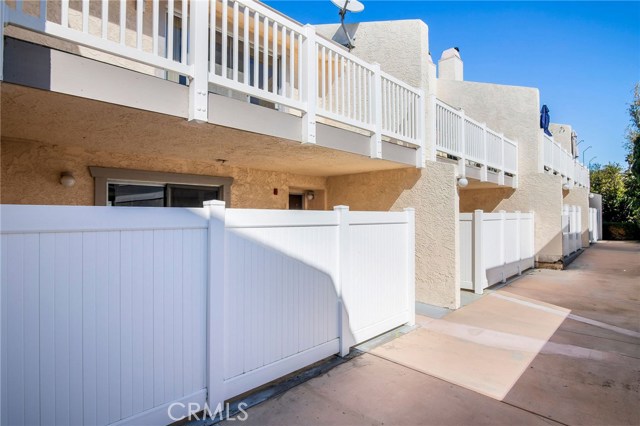 710 Guadalupe Avenue, Redondo Beach, California 90277, 2 Bedrooms Bedrooms, ,2 BathroomsBathrooms,Residential,Sold,Guadalupe,SB19038986