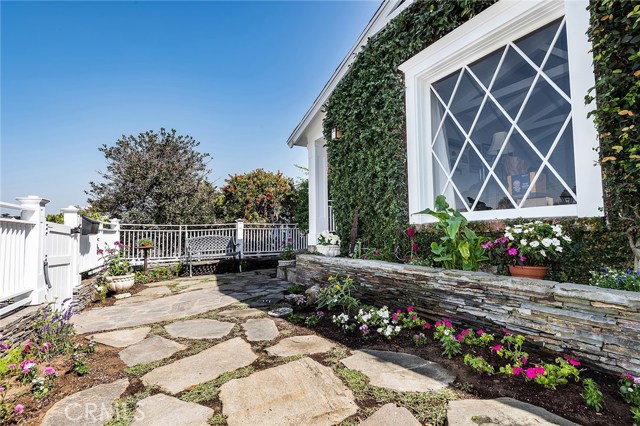 528 Marine Avenue, Manhattan Beach, California 90266, 3 Bedrooms Bedrooms, ,2 BathroomsBathrooms,Residential,Sold,Marine,SB19035532