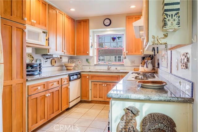 1159 Lynngrove Drive, Manhattan Beach, California 90266, 2 Bedrooms Bedrooms, ,2 BathroomsBathrooms,Residential,Sold,Lynngrove,SB18058801