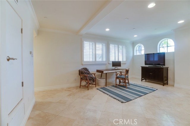 523 Lucia Avenue, Redondo Beach, California 90277, 4 Bedrooms Bedrooms, ,4 BathroomsBathrooms,Residential,Sold,Lucia,SB18107148