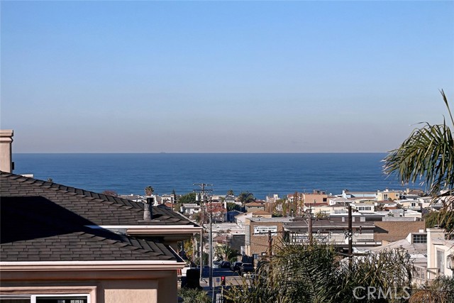 978 5th Street, Hermosa Beach, California 90254, 4 Bedrooms Bedrooms, ,2 BathroomsBathrooms,Residential,Sold,5th,SB21080244