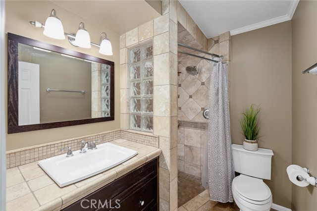 2109 Clark Lane, Redondo Beach, California 90278, 3 Bedrooms Bedrooms, ,3 BathroomsBathrooms,Residential,Sold,Clark,SB21030840