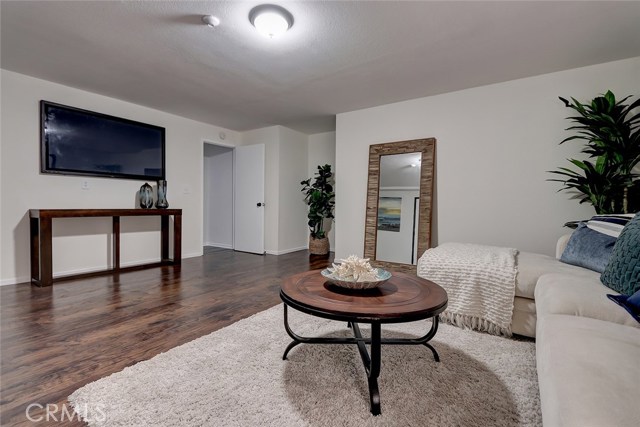 1916 Rockefeller Lane, Redondo Beach, California 90278, 3 Bedrooms Bedrooms, ,2 BathroomsBathrooms,Residential,Sold,Rockefeller,SB20073261