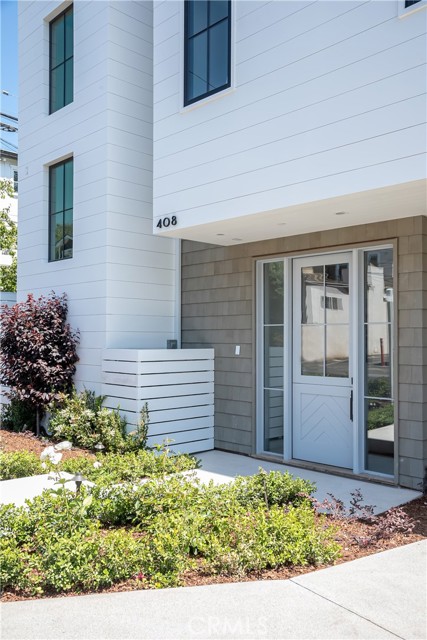 408 29th Street, Manhattan Beach, California 90266, 4 Bedrooms Bedrooms, ,4 BathroomsBathrooms,Residential,Sold,29th,SB21119118