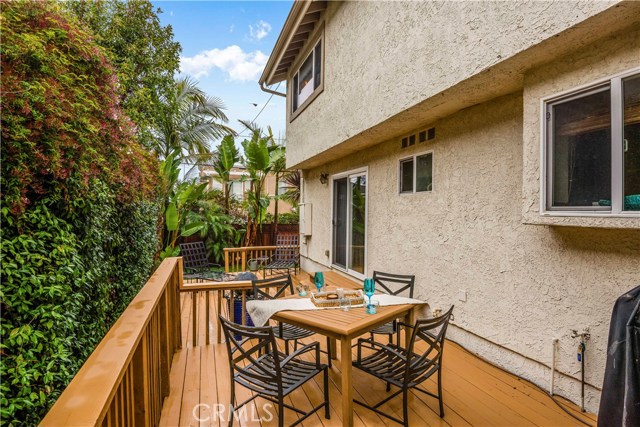 1007 Blossom Lane, Redondo Beach, California 90278, 3 Bedrooms Bedrooms, ,2 BathroomsBathrooms,Residential,Sold,Blossom,SB19037729