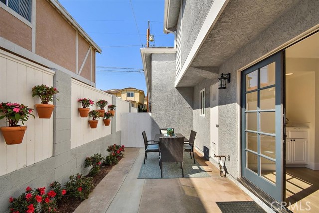 1912 Morgan Lane, Redondo Beach, California 90278, 4 Bedrooms Bedrooms, ,2 BathroomsBathrooms,Residential,Sold,Morgan,SB20170222