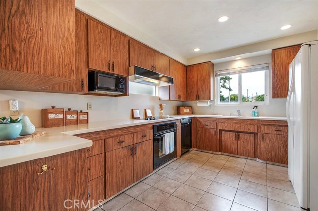 1329 Gertruda Avenue, Redondo Beach, California 90277, 3 Bedrooms Bedrooms, ,1 BathroomBathrooms,Residential,Sold,Gertruda,SB21018995
