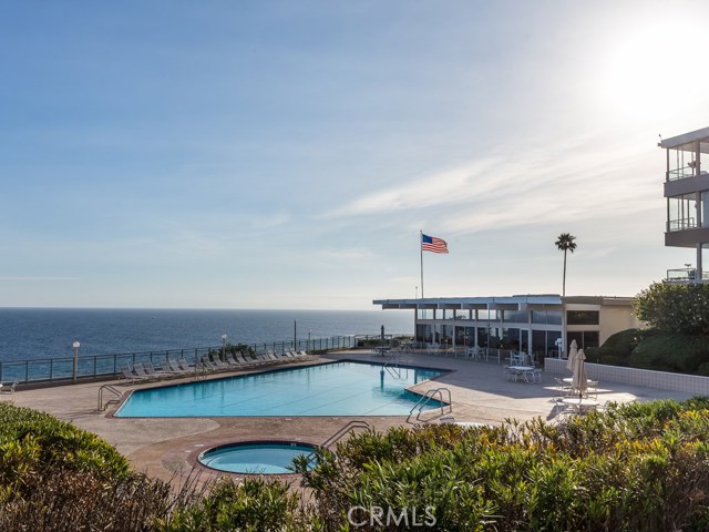 32614 Coastsite Drive, Rancho Palos Verdes, California 90275, 2 Bedrooms Bedrooms, ,2 BathroomsBathrooms,Residential,Sold,Coastsite,PV20231252