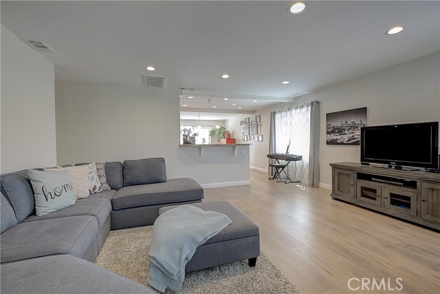 2614 184th Street, Redondo Beach, California 90278, 3 Bedrooms Bedrooms, ,2 BathroomsBathrooms,Residential,Sold,184th,SB20179705