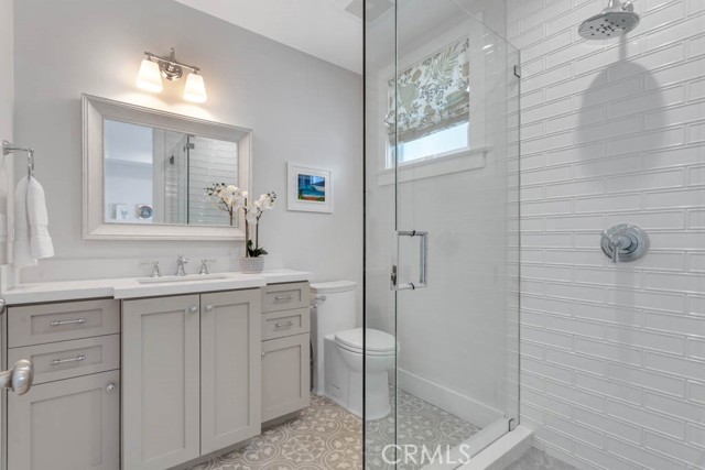 1307 Gertruda Avenue, Redondo Beach, California 90277, 5 Bedrooms Bedrooms, ,1 BathroomBathrooms,Residential,Sold,Gertruda,SB21076858