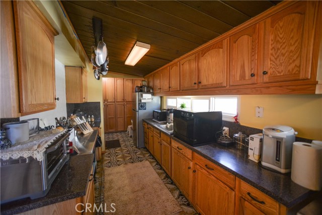 401 Dianthus Street, Manhattan Beach, California 90266, 3 Bedrooms Bedrooms, ,1 BathroomBathrooms,Residential,Sold,Dianthus,SB17061692