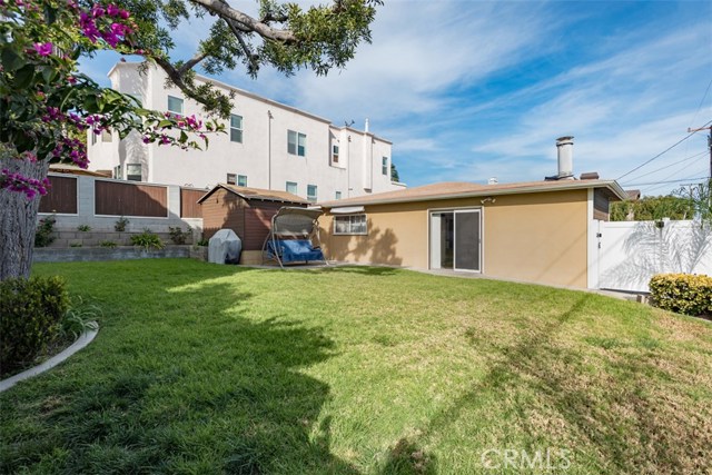 2121 Clark Lane, Redondo Beach, California 90278, 4 Bedrooms Bedrooms, ,1 BathroomBathrooms,Residential,Sold,Clark,SB18050602