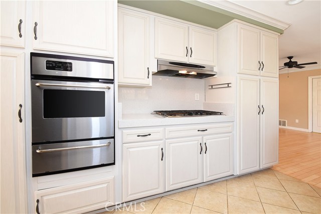Kitchen built-ins