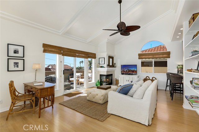 620 Juanita Avenue, Redondo Beach, California 90277, 3 Bedrooms Bedrooms, ,2 BathroomsBathrooms,Residential,Sold,Juanita,SB19033895