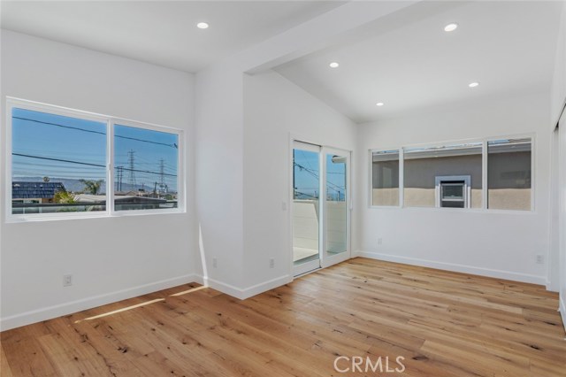 The upper bedroom and adjoining deck have amazing ocean and PV views.