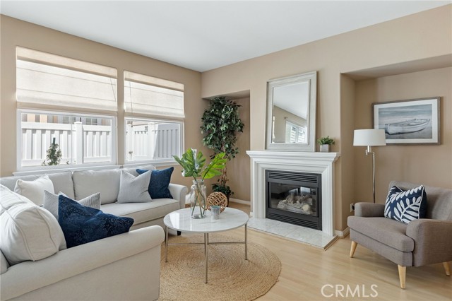 Beautiful maple laminate flooring downstairs