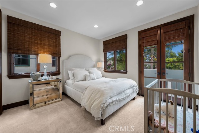 583 35th Street, Manhattan Beach, California 90266, 4 Bedrooms Bedrooms, ,1 BathroomBathrooms,Residential,Sold,35th,SB21141914