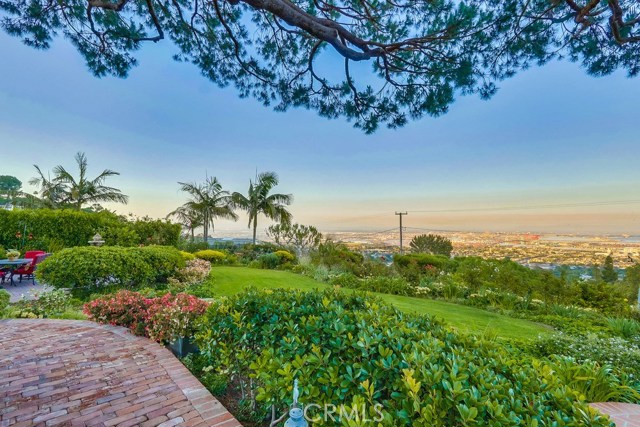 33 Avenida Corona, Rancho Palos Verdes, California 90275, 4 Bedrooms Bedrooms, ,4 BathroomsBathrooms,Residential,Sold,Avenida Corona,PV20116001