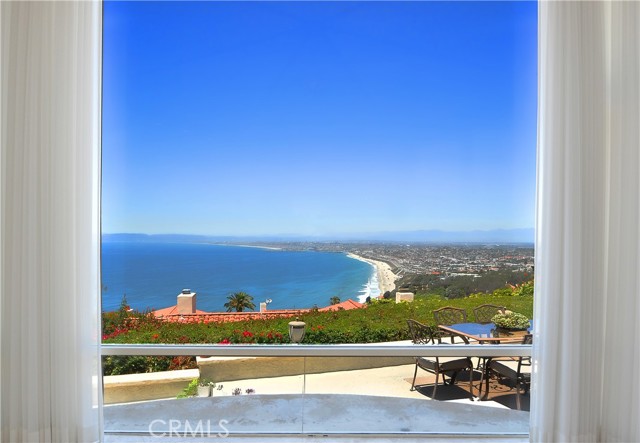 781 Via Somonte, Palos Verdes Estates, California 90274, 3 Bedrooms Bedrooms, ,3 BathroomsBathrooms,Residential,Sold,Via Somonte,PV21039331